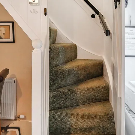 1 Tower Semesterbostad