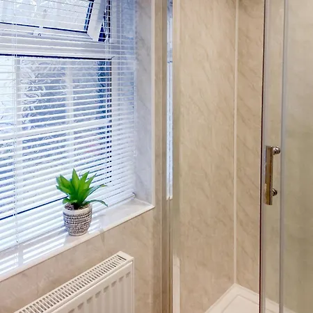 1 Tower * Portinscale